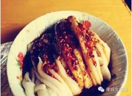 康县网红二饼免费吃瓜,免费吃瓜盛宴等你来！