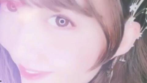 抖音第一女网红吃瓜视频,吃瓜视频背后的惊人真相！”